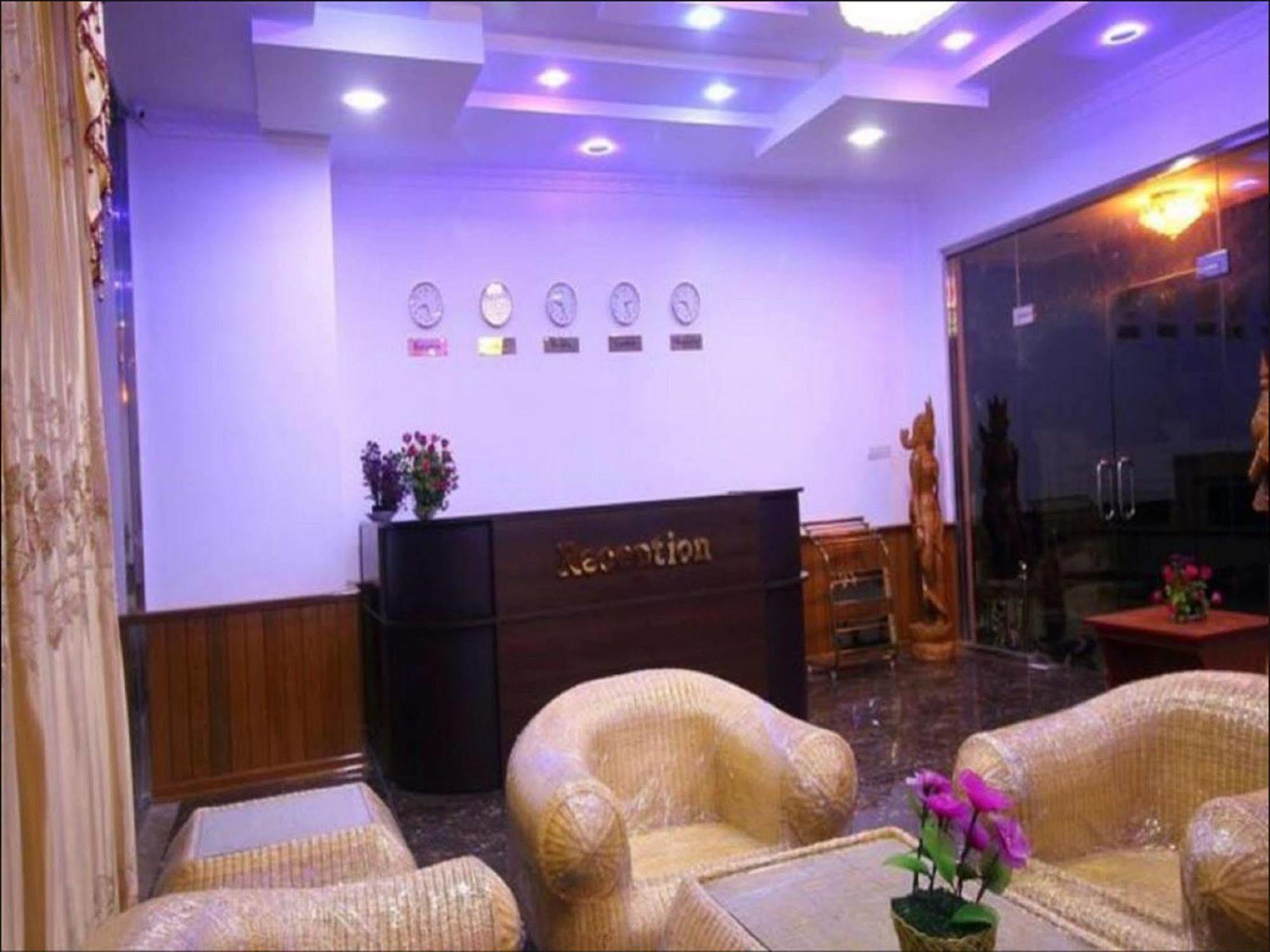Royal Naung Yoe Hotel Mandalay Exterior photo