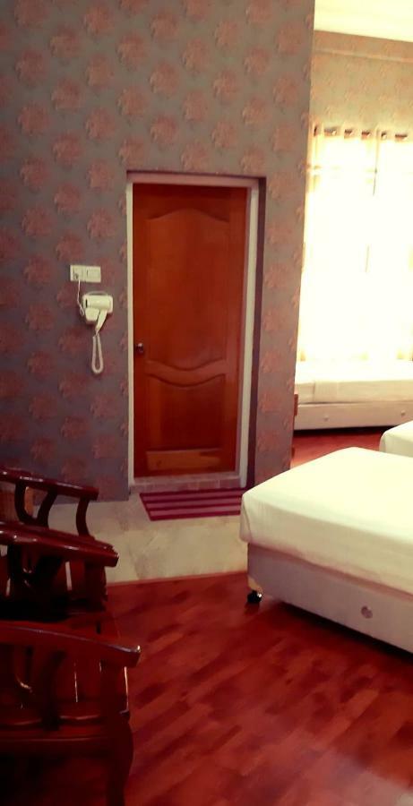 Royal Naung Yoe Hotel Mandalay Exterior photo